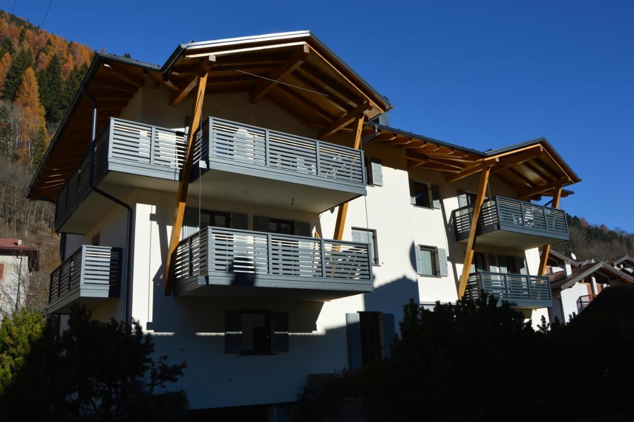 Casa Olivati Lägenhet Pellizzano Exteriör bild